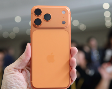iPhone 17 Pro Max màu cam mất ngôi 'đắt nhất'